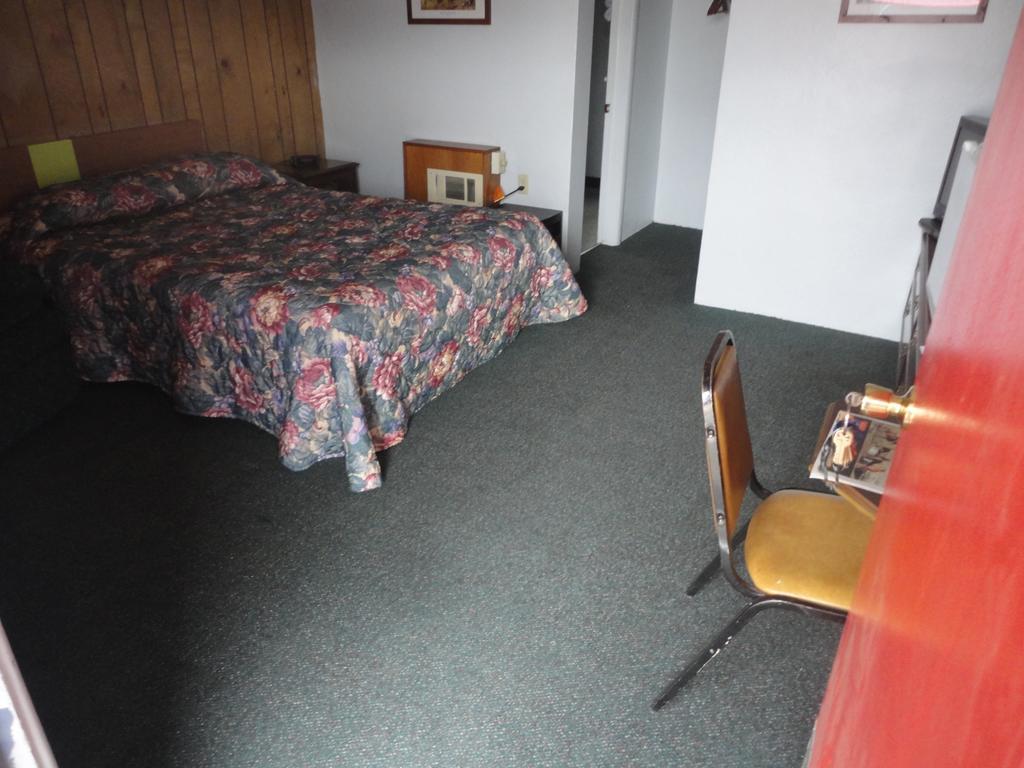 Empire Motel Saint Francis 客房 照片