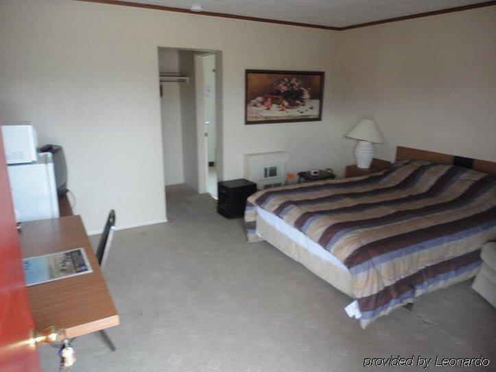 Empire Motel Saint Francis 外观 照片