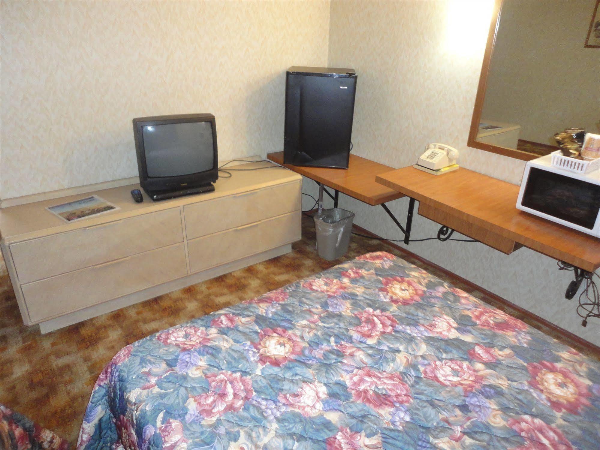 Empire Motel Saint Francis 外观 照片