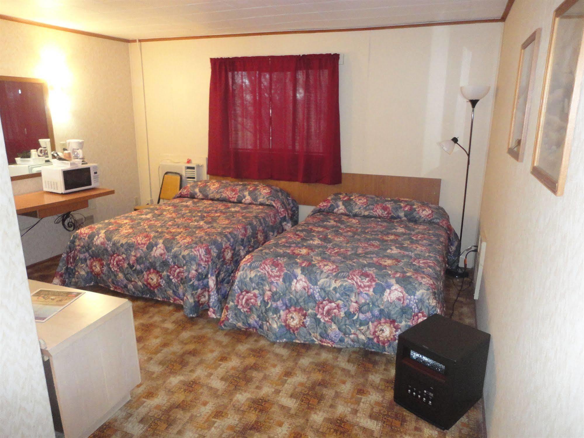 Empire Motel Saint Francis 外观 照片